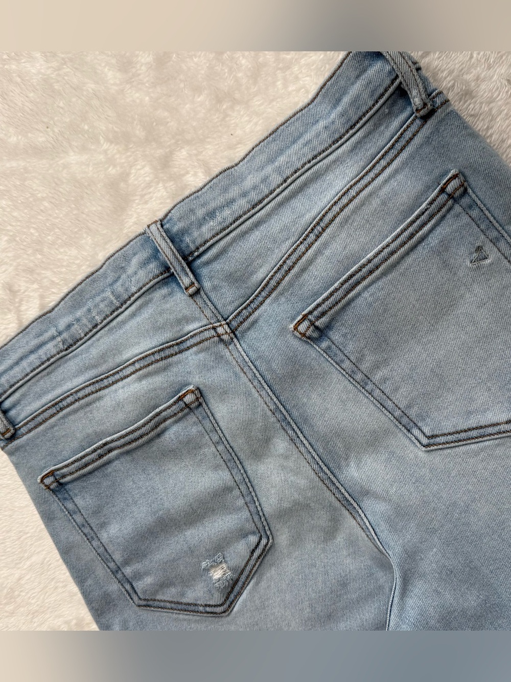 Altar'd State Hidden LA Baggy Wide Leg Jeans - Light Wash - Picture 3 of 12